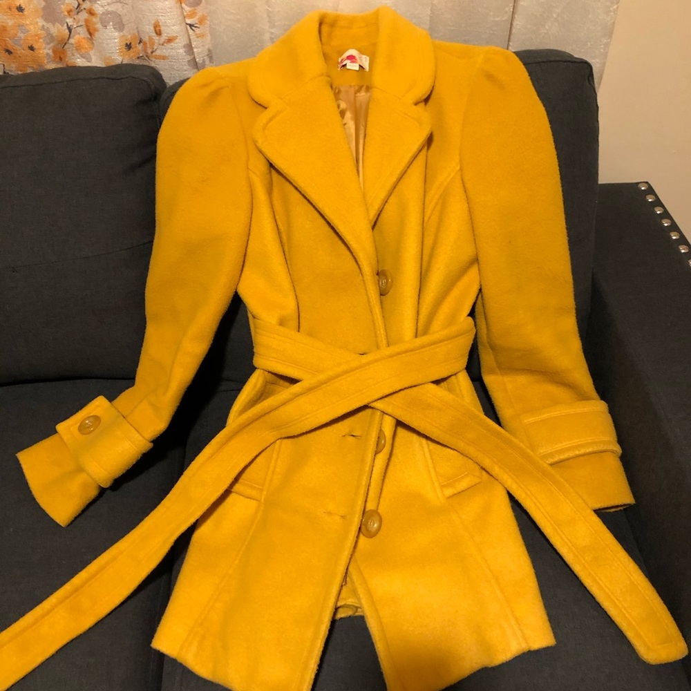 Forever 21 peep coat